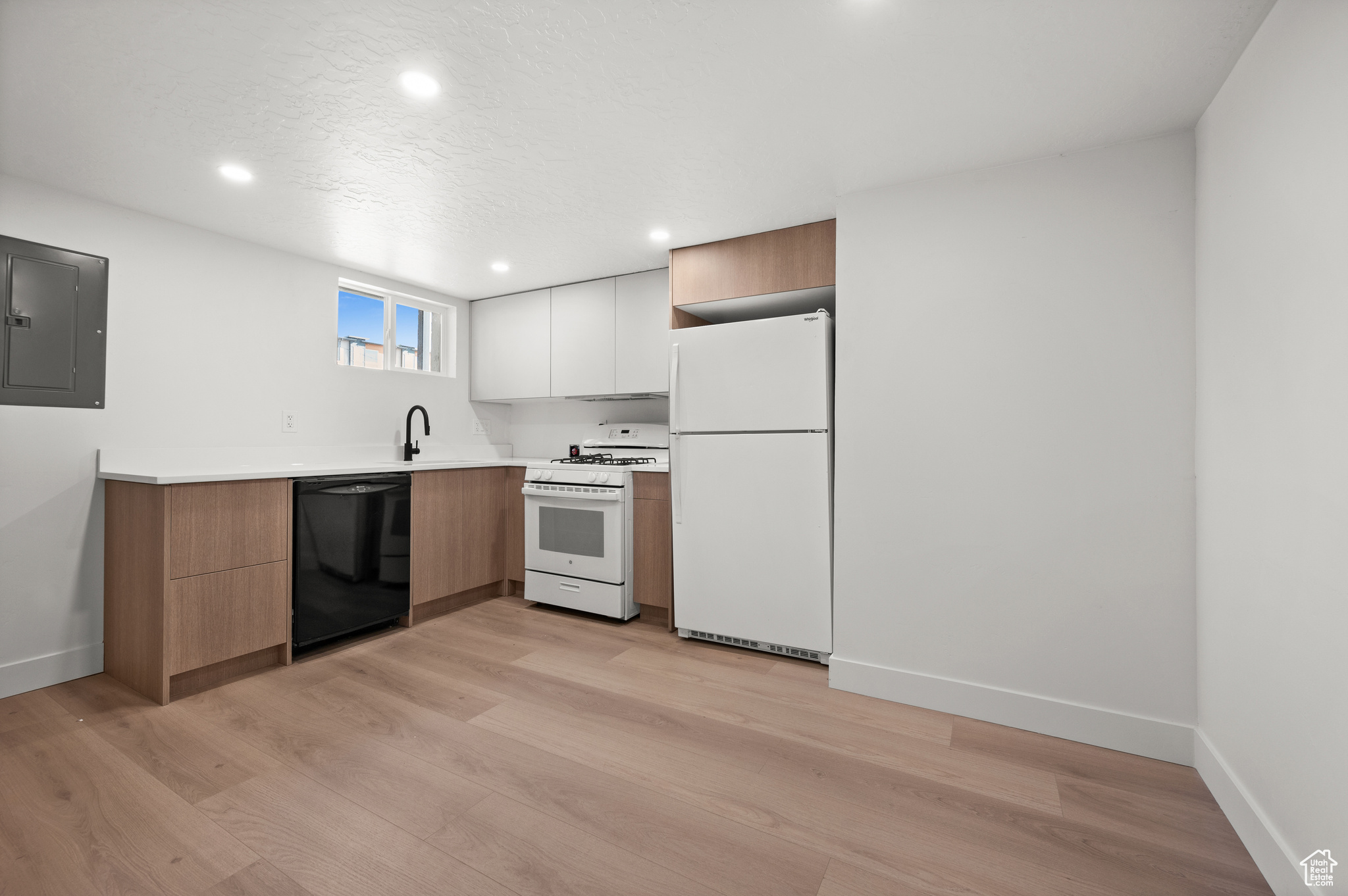 7786 S Roosevelt St, Midvale, Utah image 17