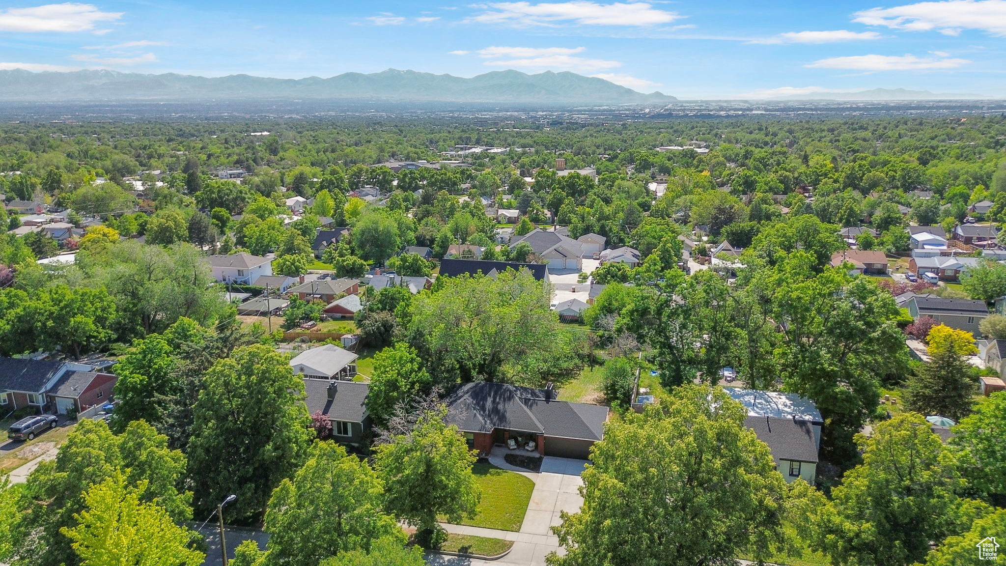 LAURELHURST - Residential