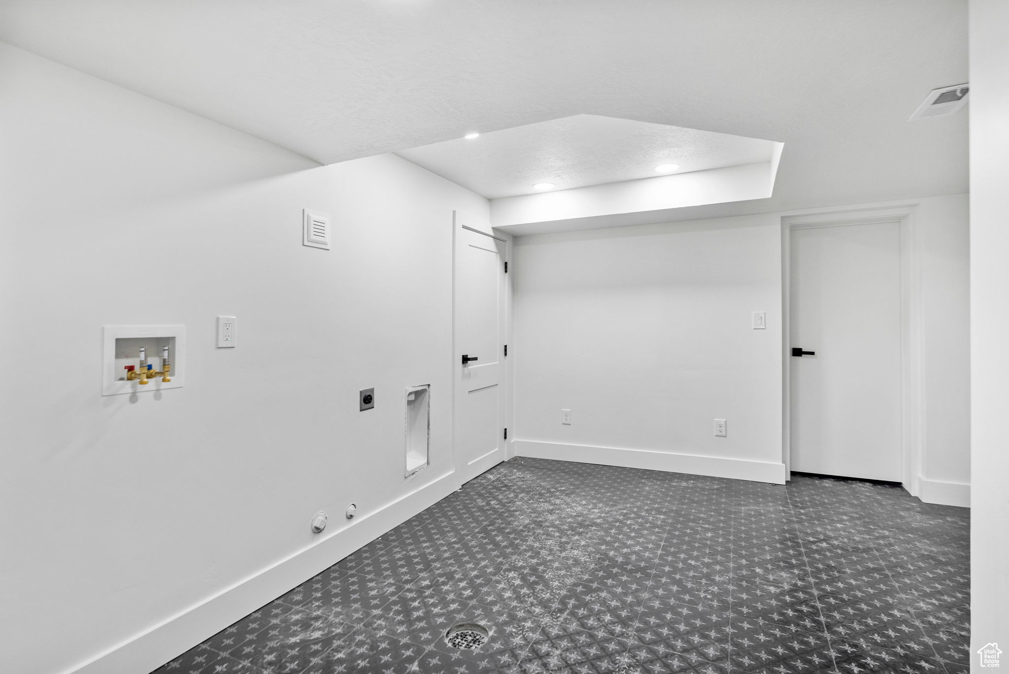 LAURELHURST - Residential