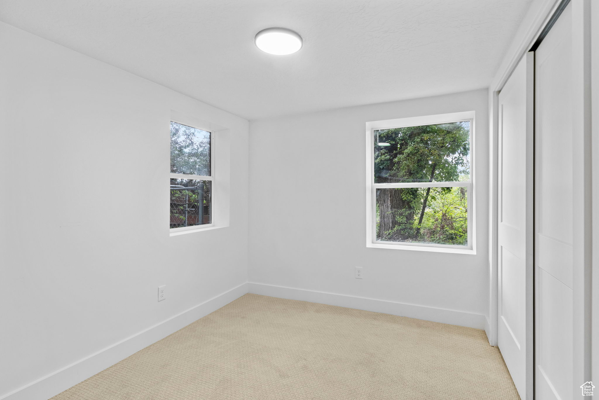 LAURELHURST - Residential