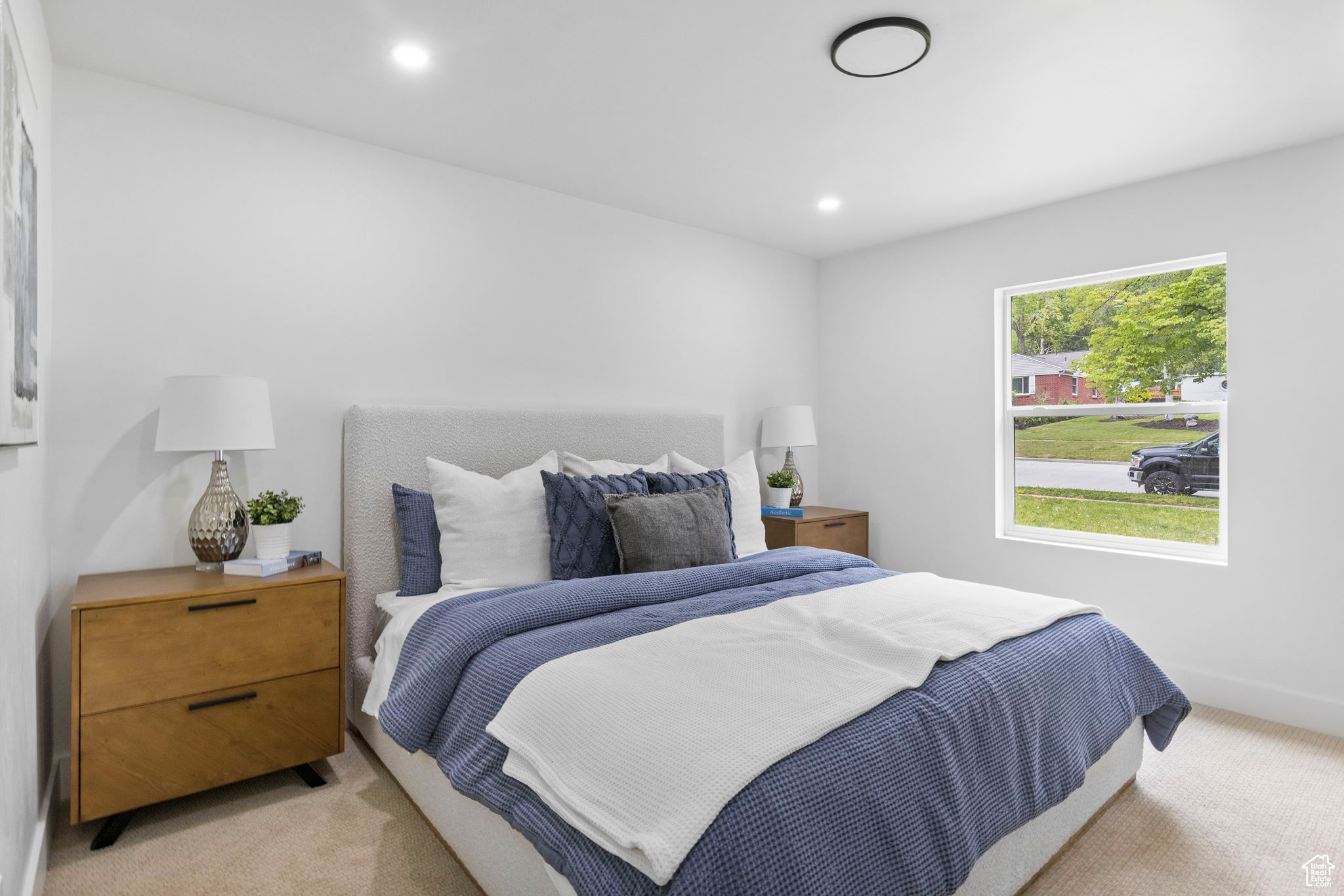 LAURELHURST - Residential