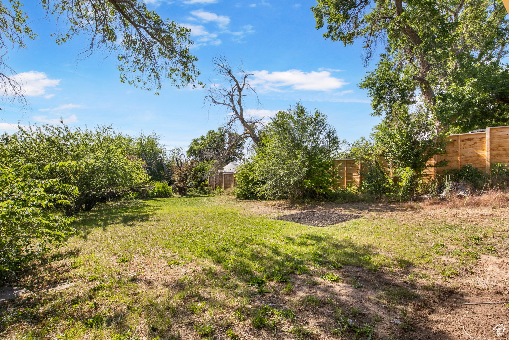 LAURELHURST - Residential