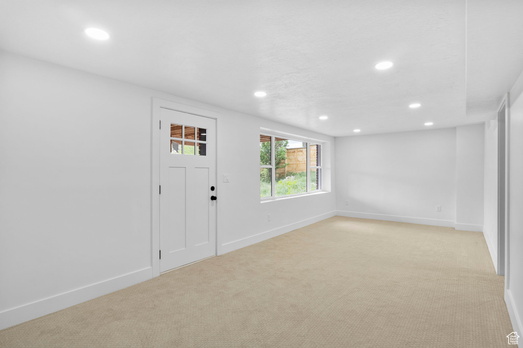 LAURELHURST - Residential