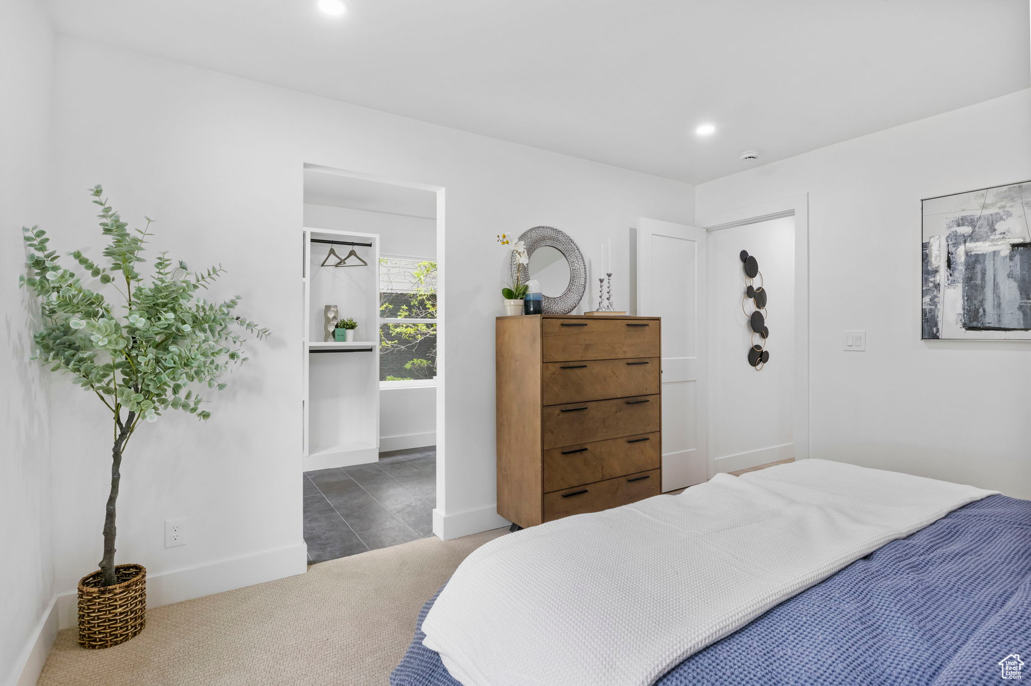 LAURELHURST - Residential