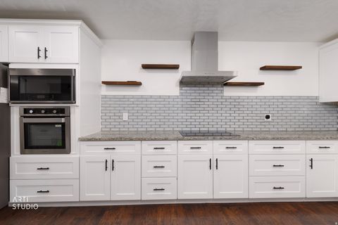 Tiny photo for 2091 N 220 E, Provo, UT 84604 (MLS # 2148485)