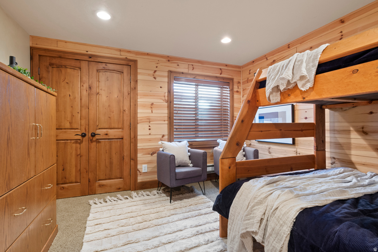 PINE MEADOW RANCH - Residential