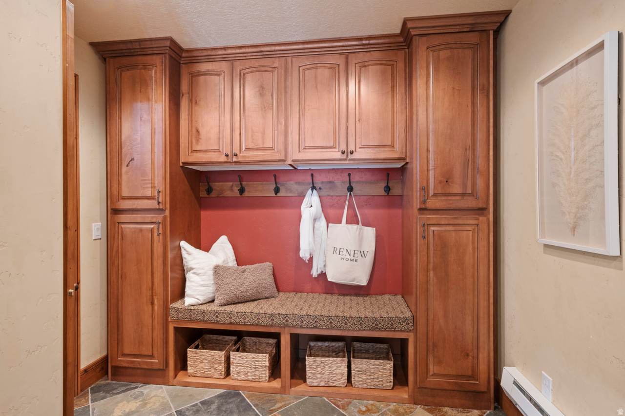 PINE MEADOW RANCH - Residential