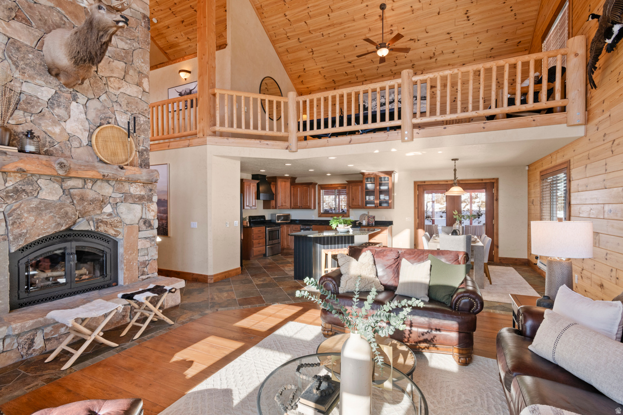 PINE MEADOW RANCH - Residential