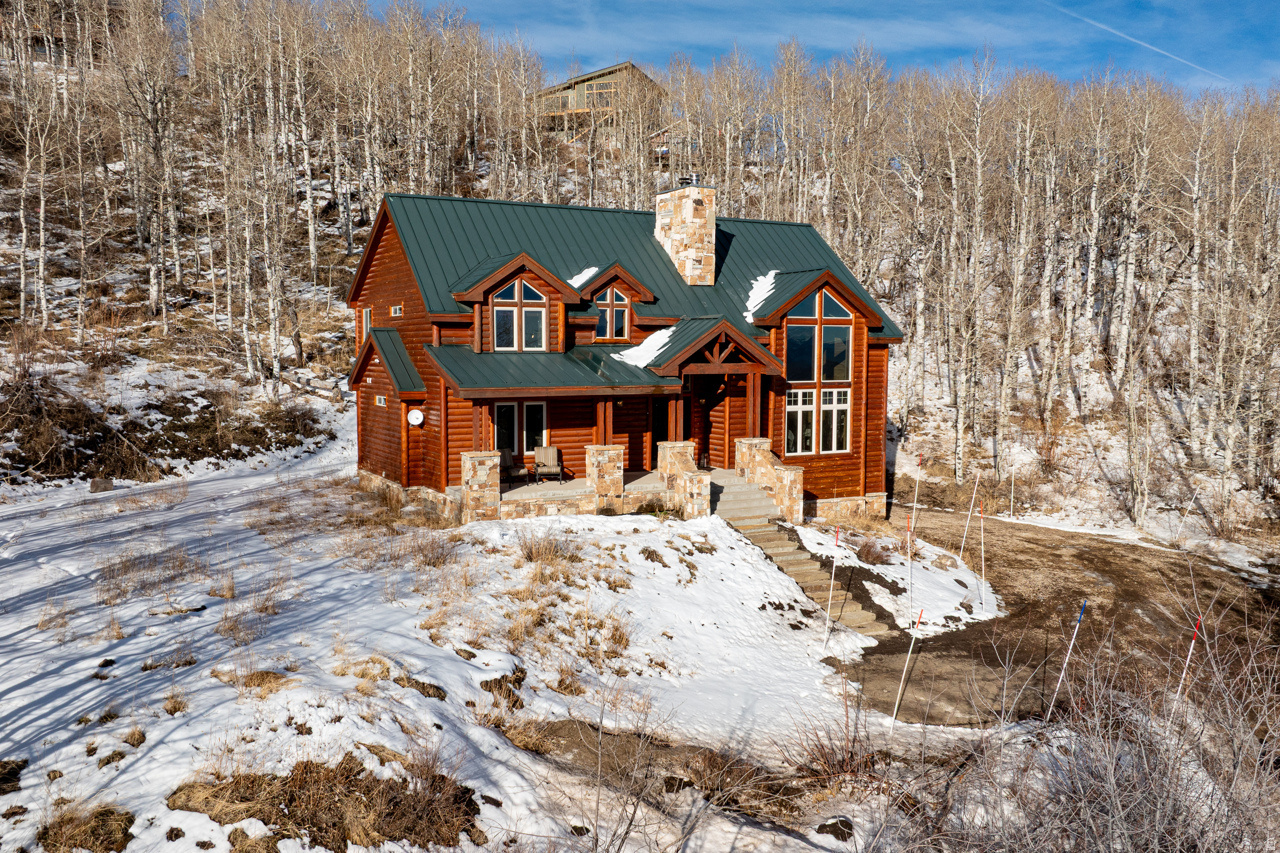 PINE MEADOW RANCH - Residential