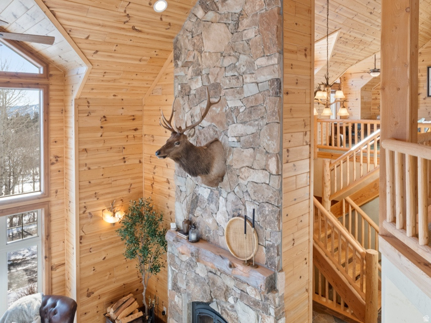 PINE MEADOW RANCH - Residential