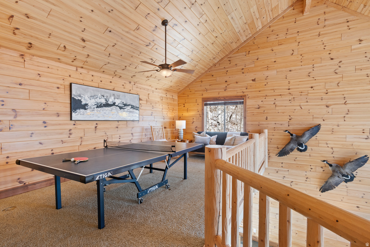 PINE MEADOW RANCH - Residential