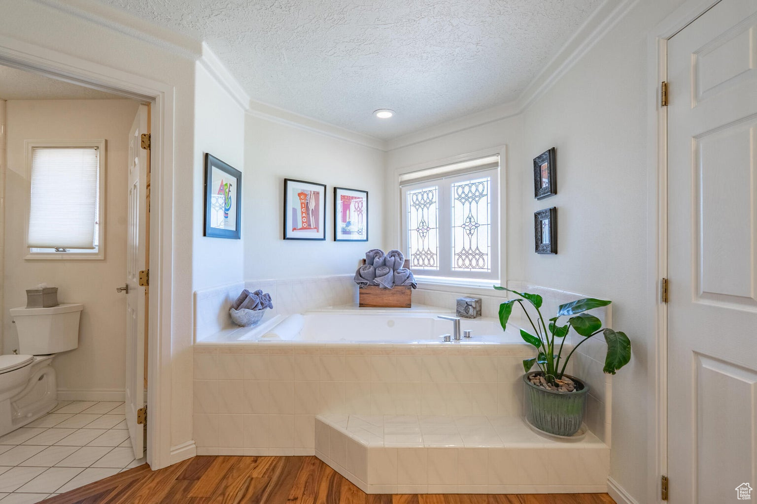 FAIRWAY HILLS - Residential