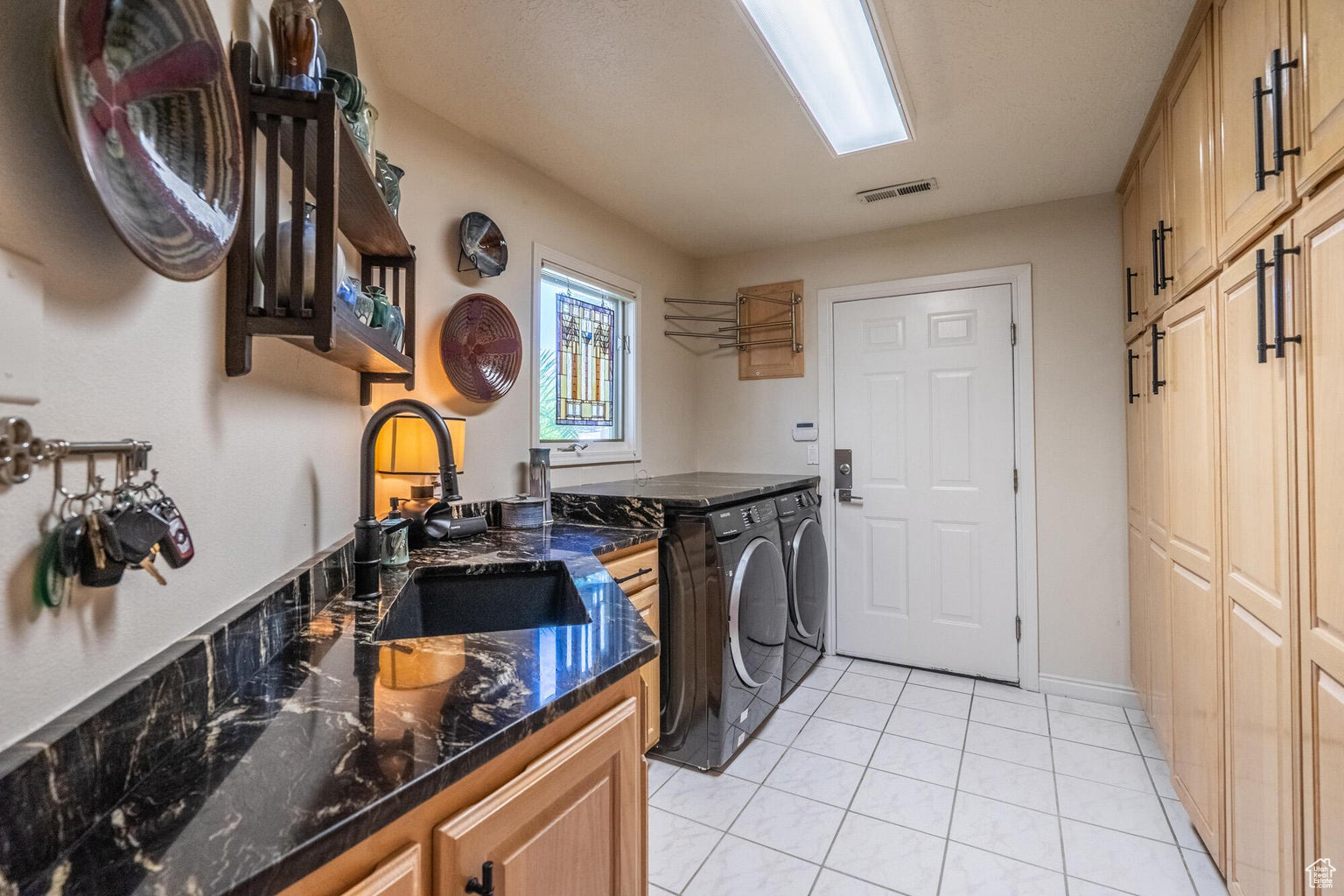 FAIRWAY HILLS - Residential