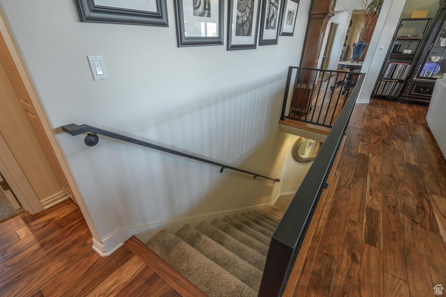 FAIRWAY HILLS - Residential