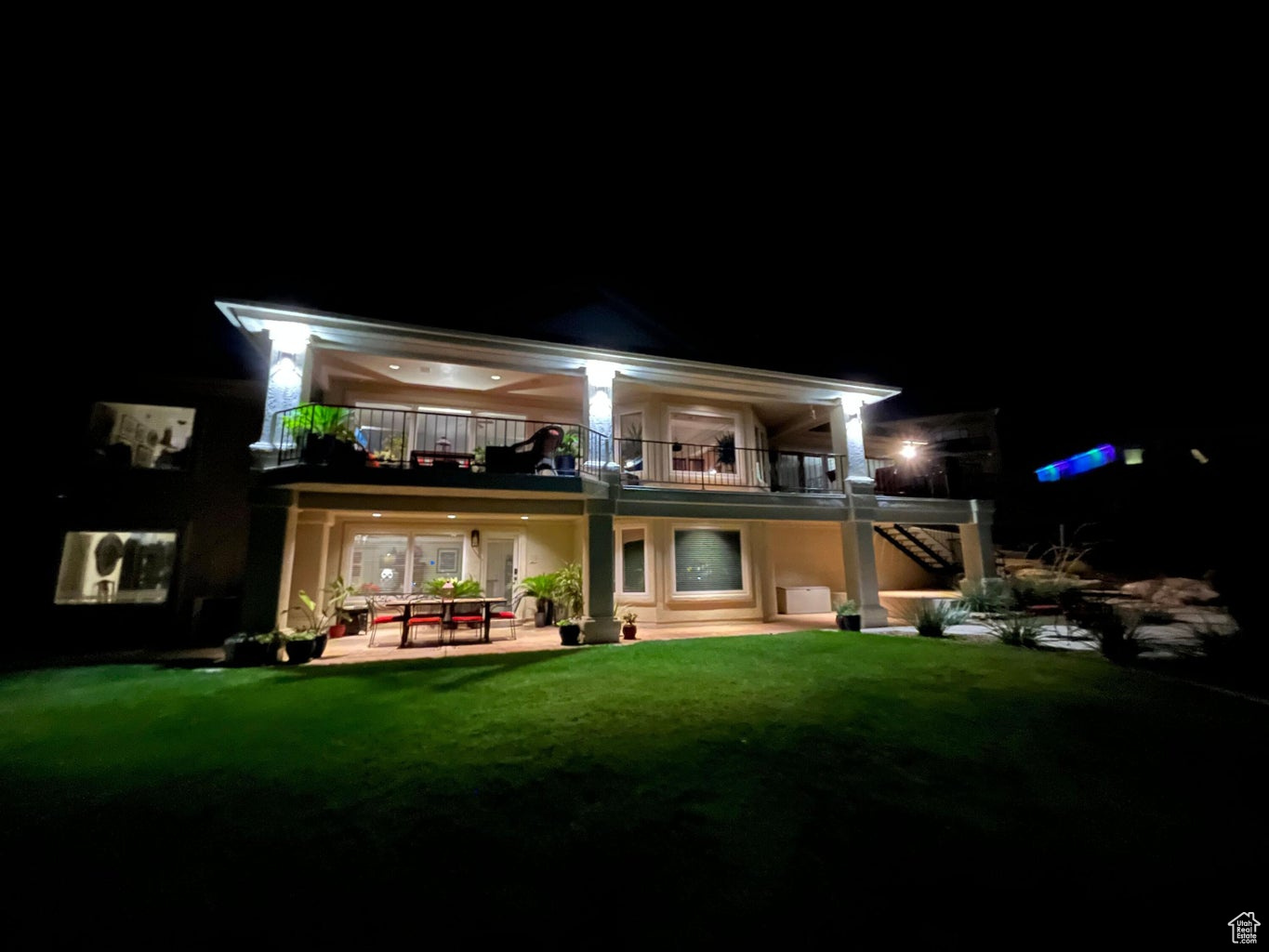 FAIRWAY HILLS - Residential