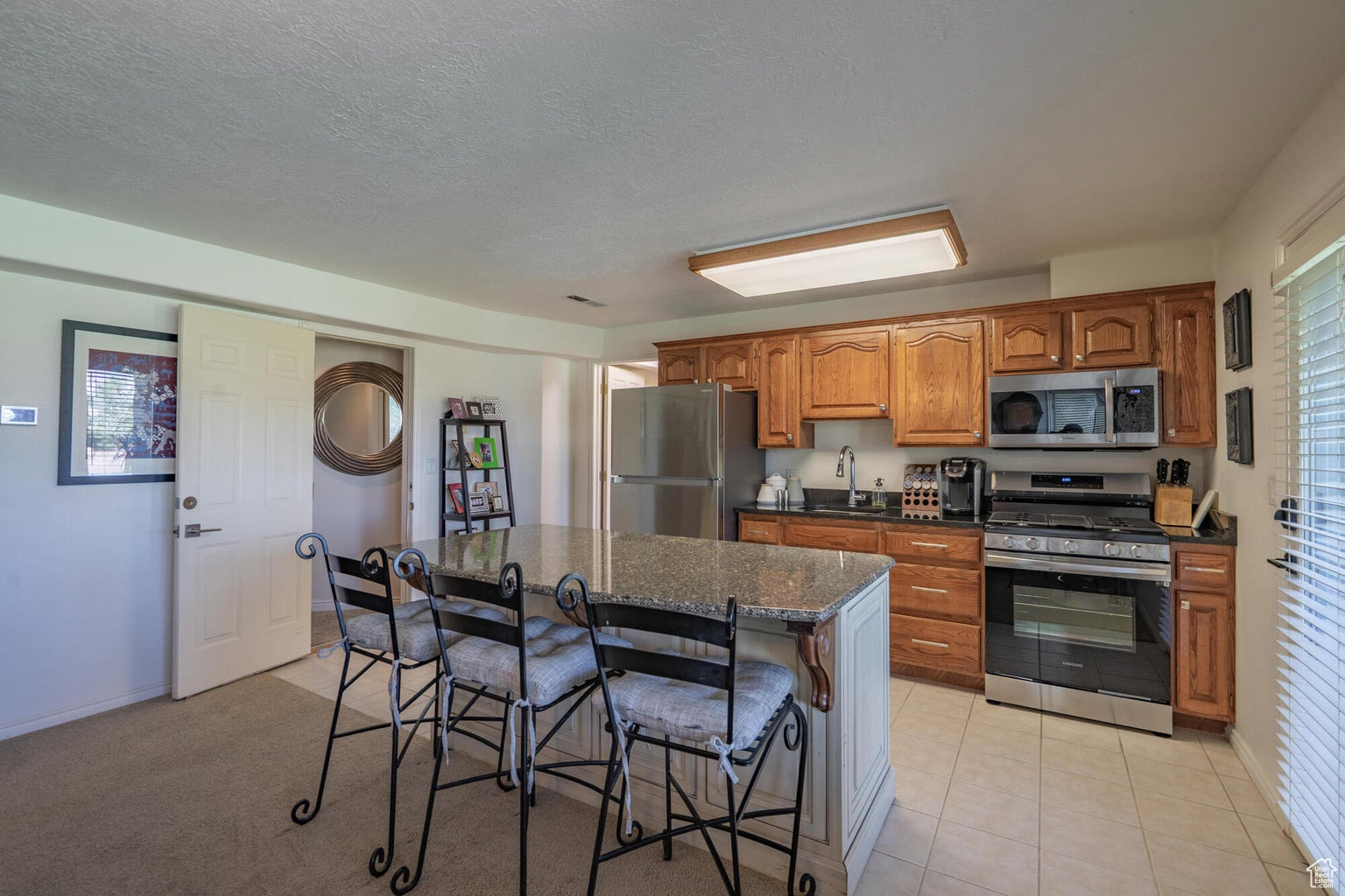 FAIRWAY HILLS - Residential
