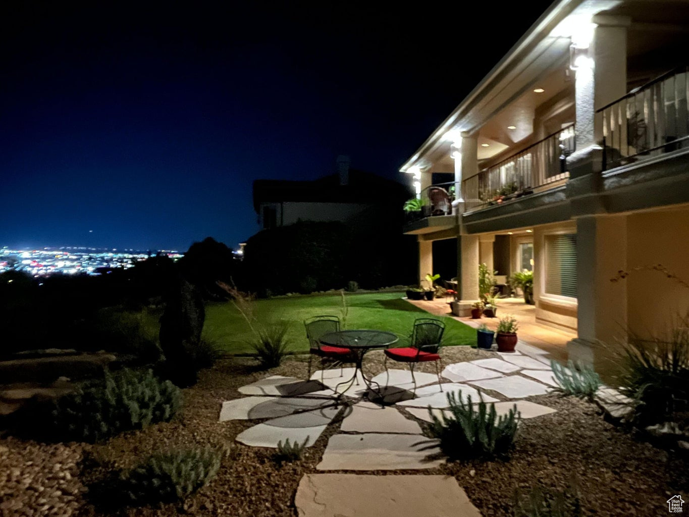 FAIRWAY HILLS - Residential