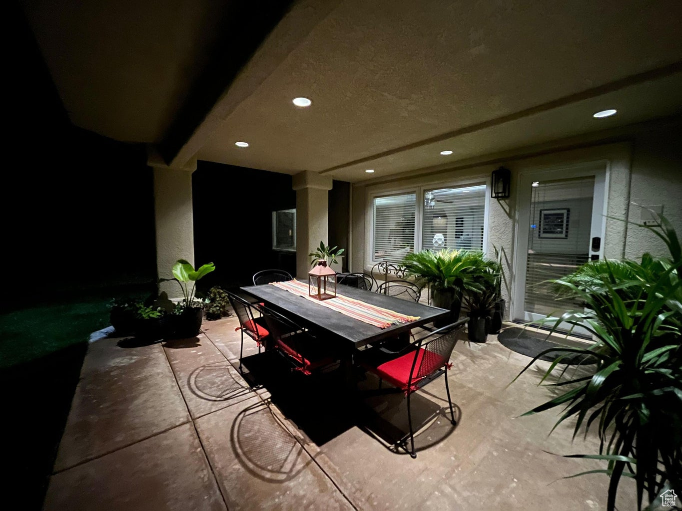 FAIRWAY HILLS - Residential