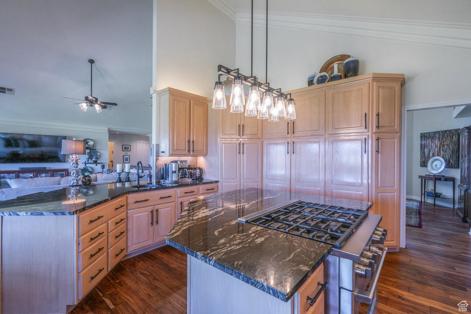 FAIRWAY HILLS - Residential