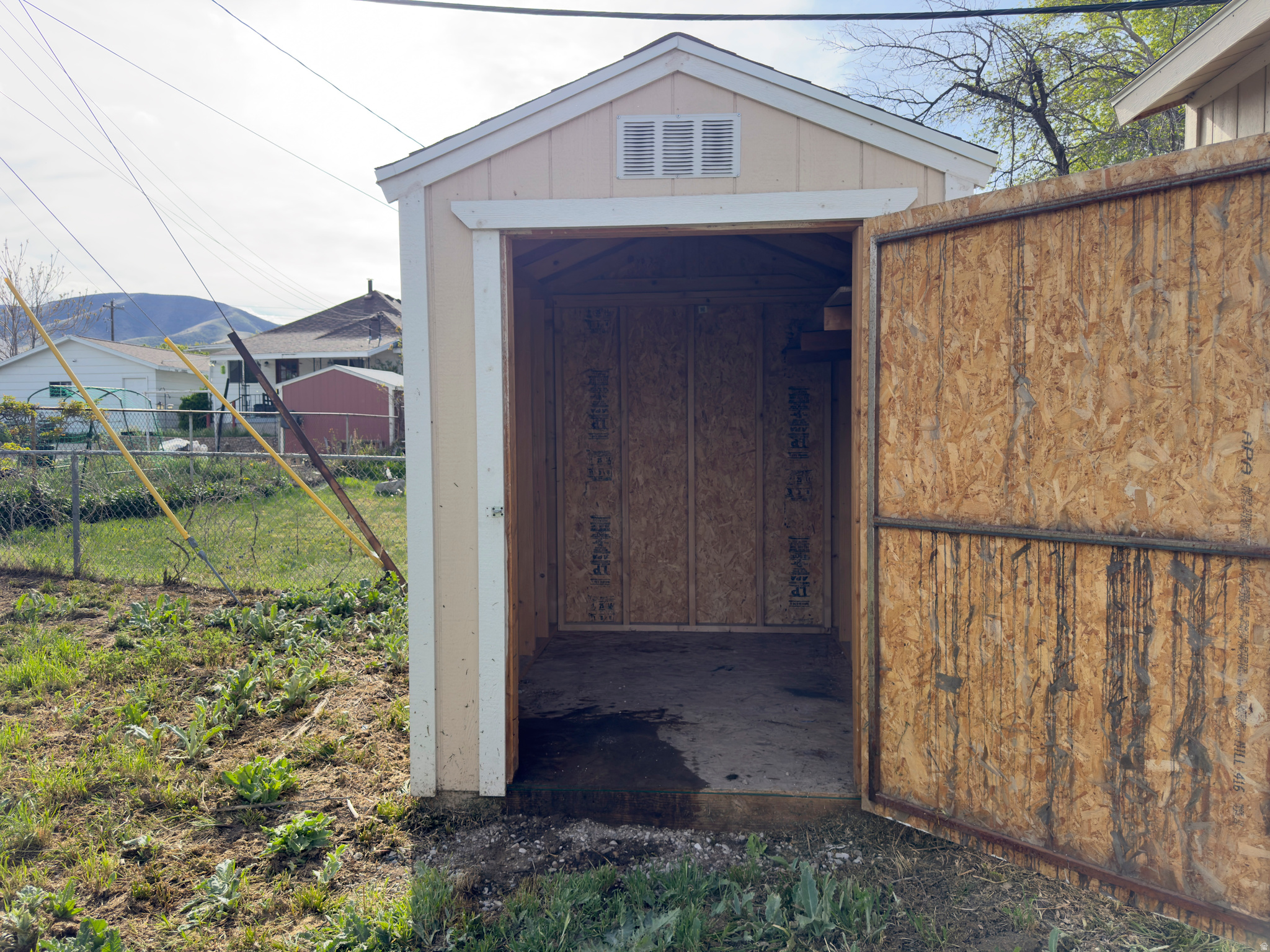 APRIL ACRES - Residential