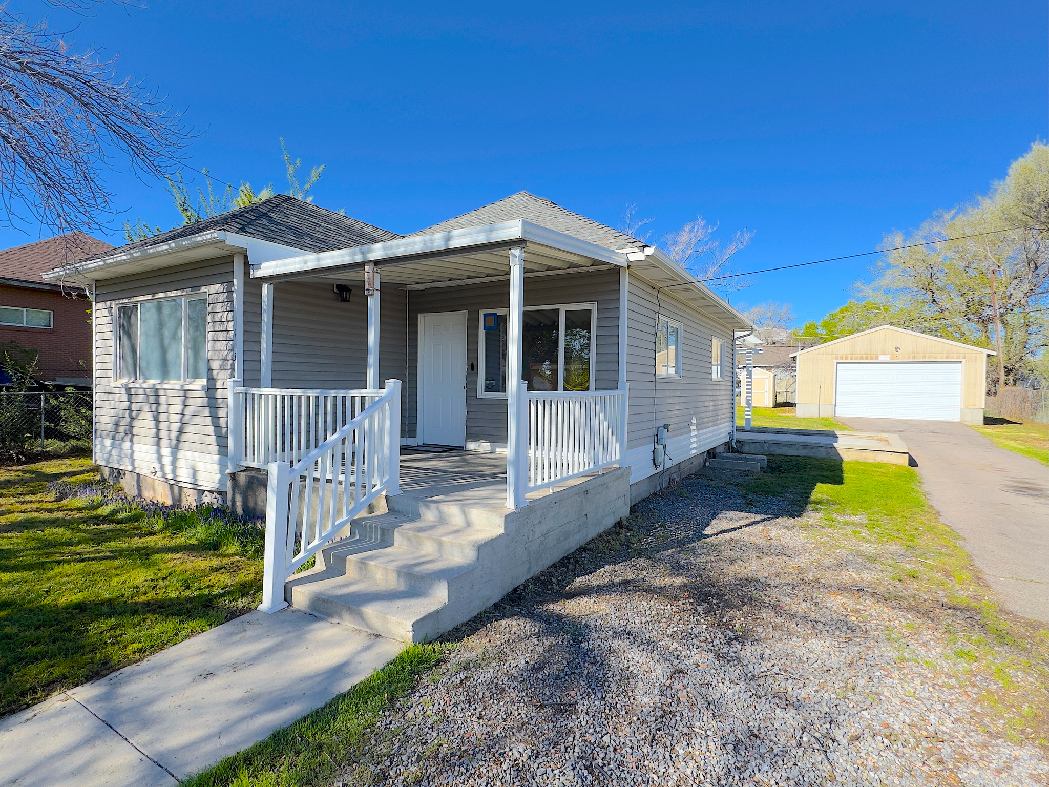 APRIL ACRES - Residential