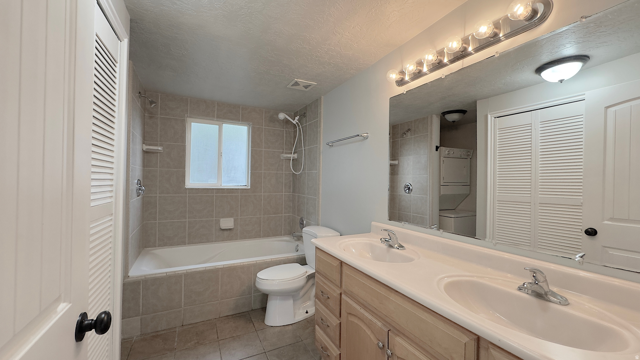 APRIL ACRES - Residential