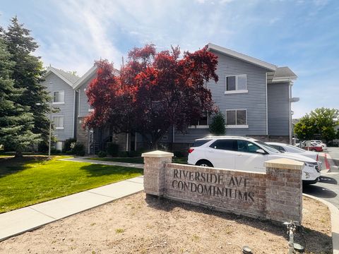 Photo of 1559 N RIVERSIDE AVE #9, Provo, UT 84604 (MLS # 2153935)