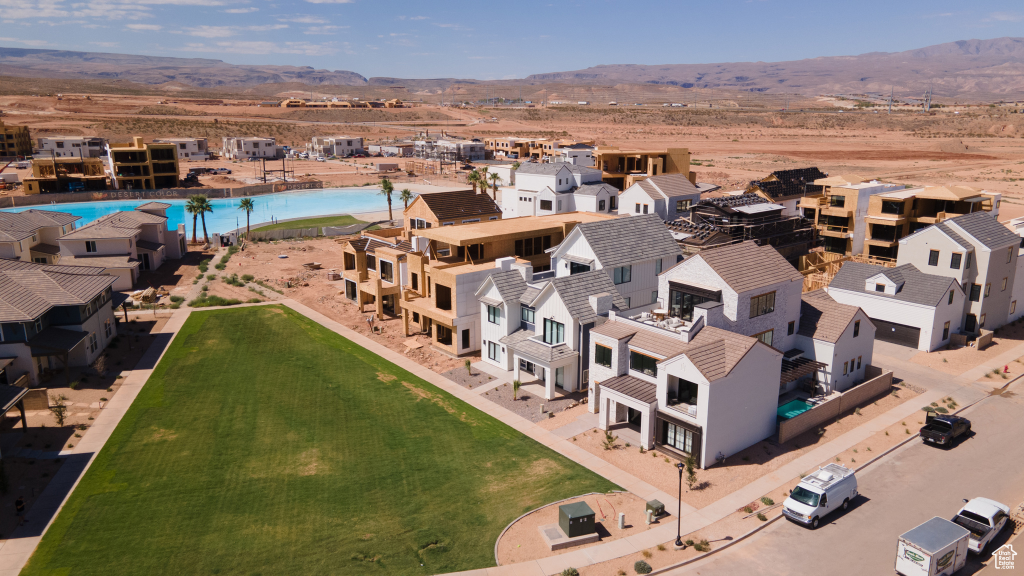 DESERT COLOR - Residential