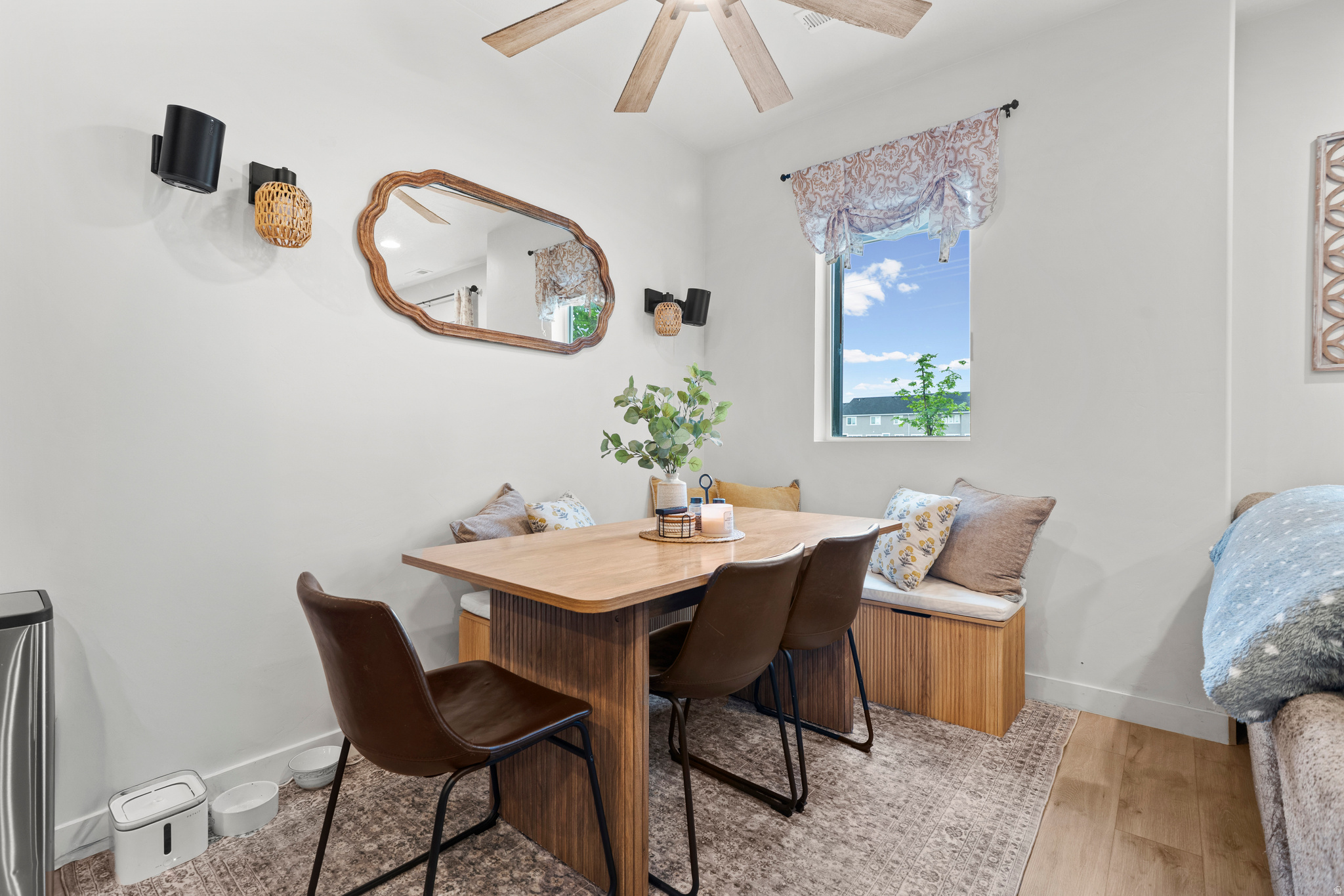 SALT POINT - Residential