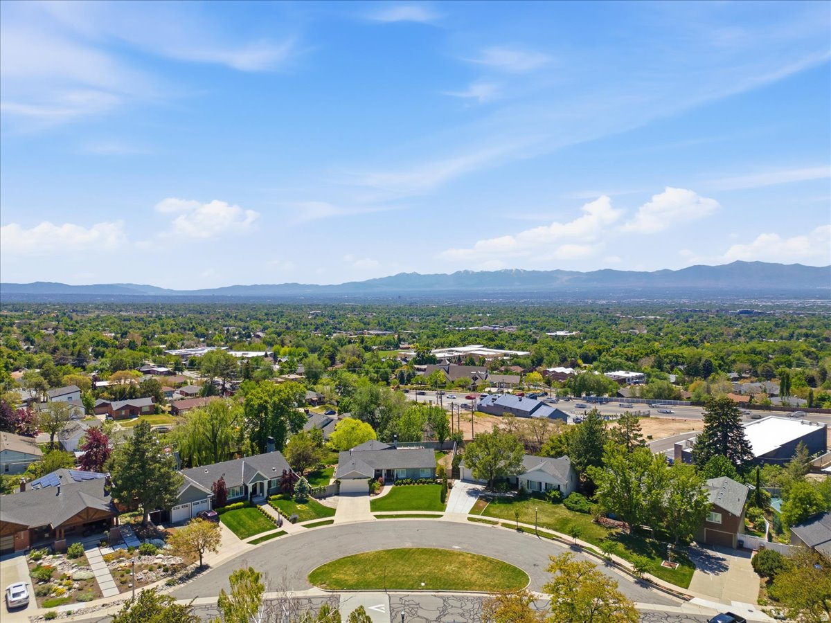 SKYLINE HEIGHTS - Residential