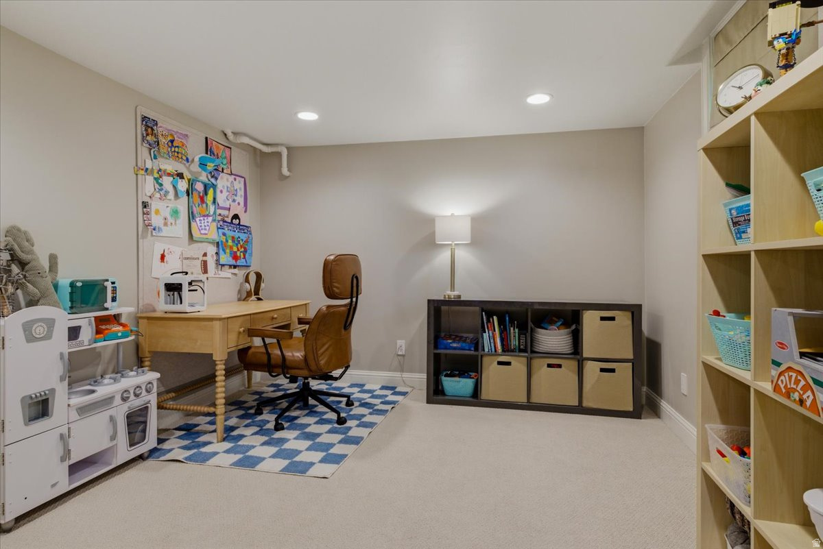 SKYLINE HEIGHTS - Residential