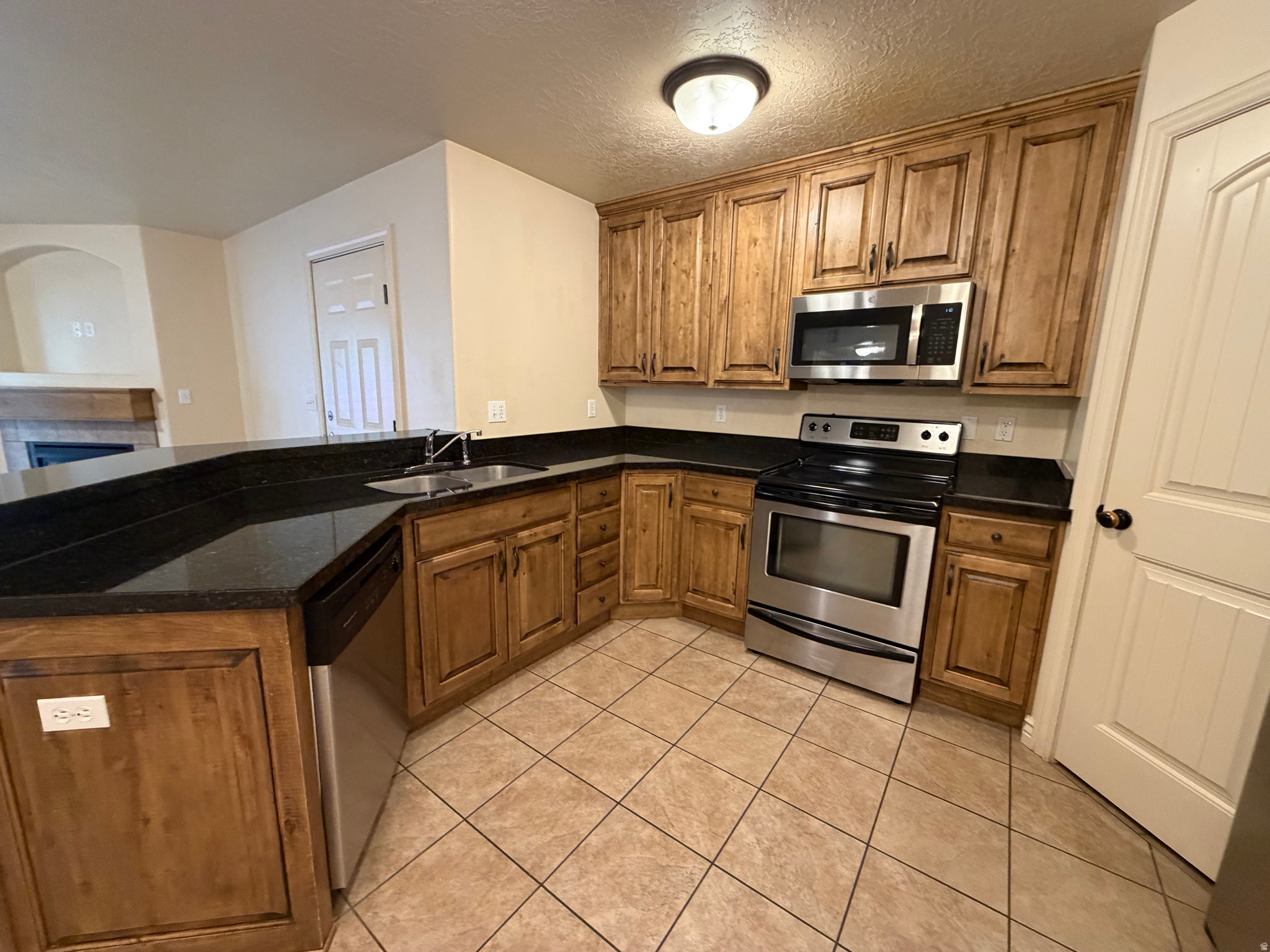 SILVER PINES CONDOMU - Residential