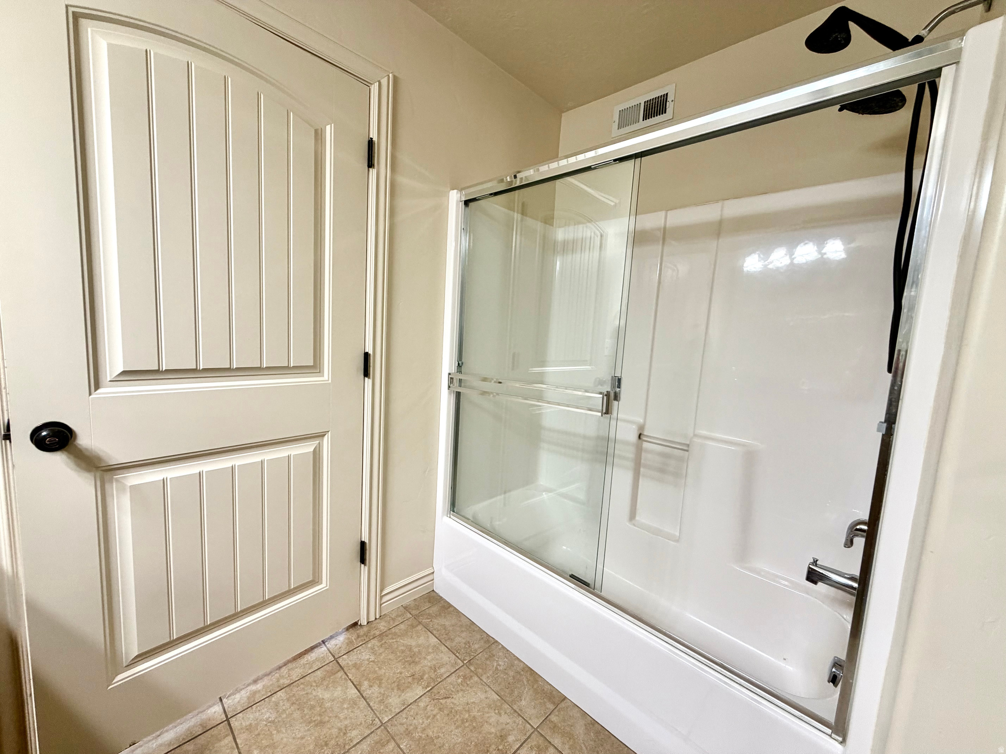 SILVER PINES CONDOMU - Residential
