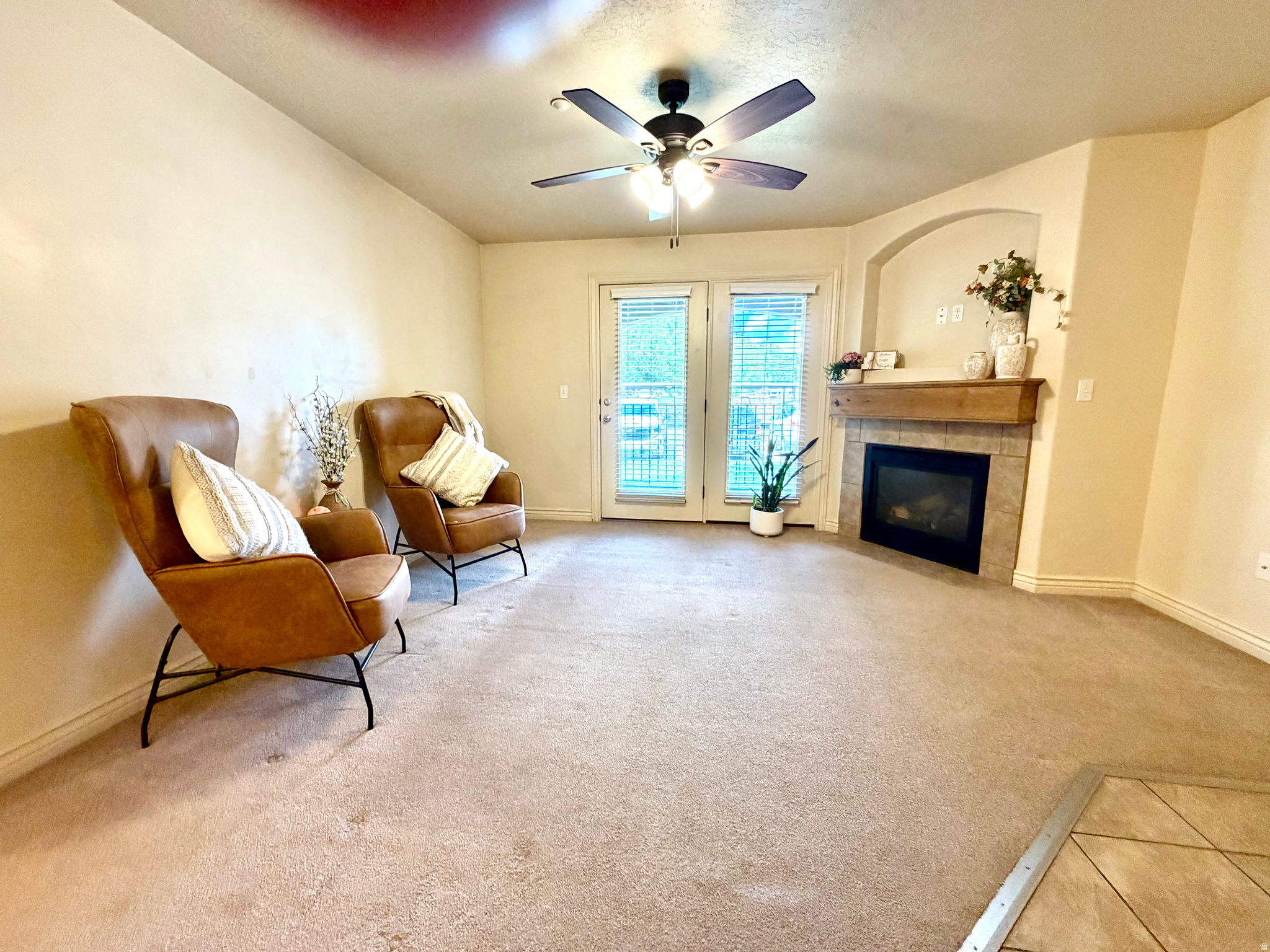 SILVER PINES CONDOMU - Residential