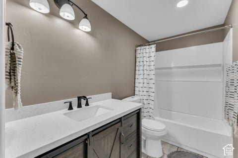 Tiny photo for 2066 W 2280 S, Woods Cross, UT 84087 (MLS # 2183554)
