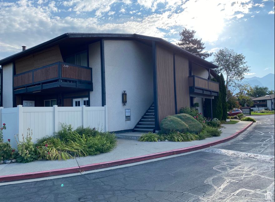 Complete remodel within the last 4 years: custom cabinets, bathroom vanities, granite countertops, LVP flooring, Canned lighting, hand texture walls and ceiling, 3-tone paint, windows and sliding glass door, interior doors, 4 piece stainless steel appliance package, toilets, sinks, and faucets. Plus 500 S/F storage room in basement. Parking includes one reserved covered spot and one reserved uncovered spot. There is also additional guest parking (marked in green) scattered around the complex. Heated community swimming pool, playground, and an RV lot. Central location is within walking distance of shopping, post office, restaurants, and more! Close to everything without the noise.