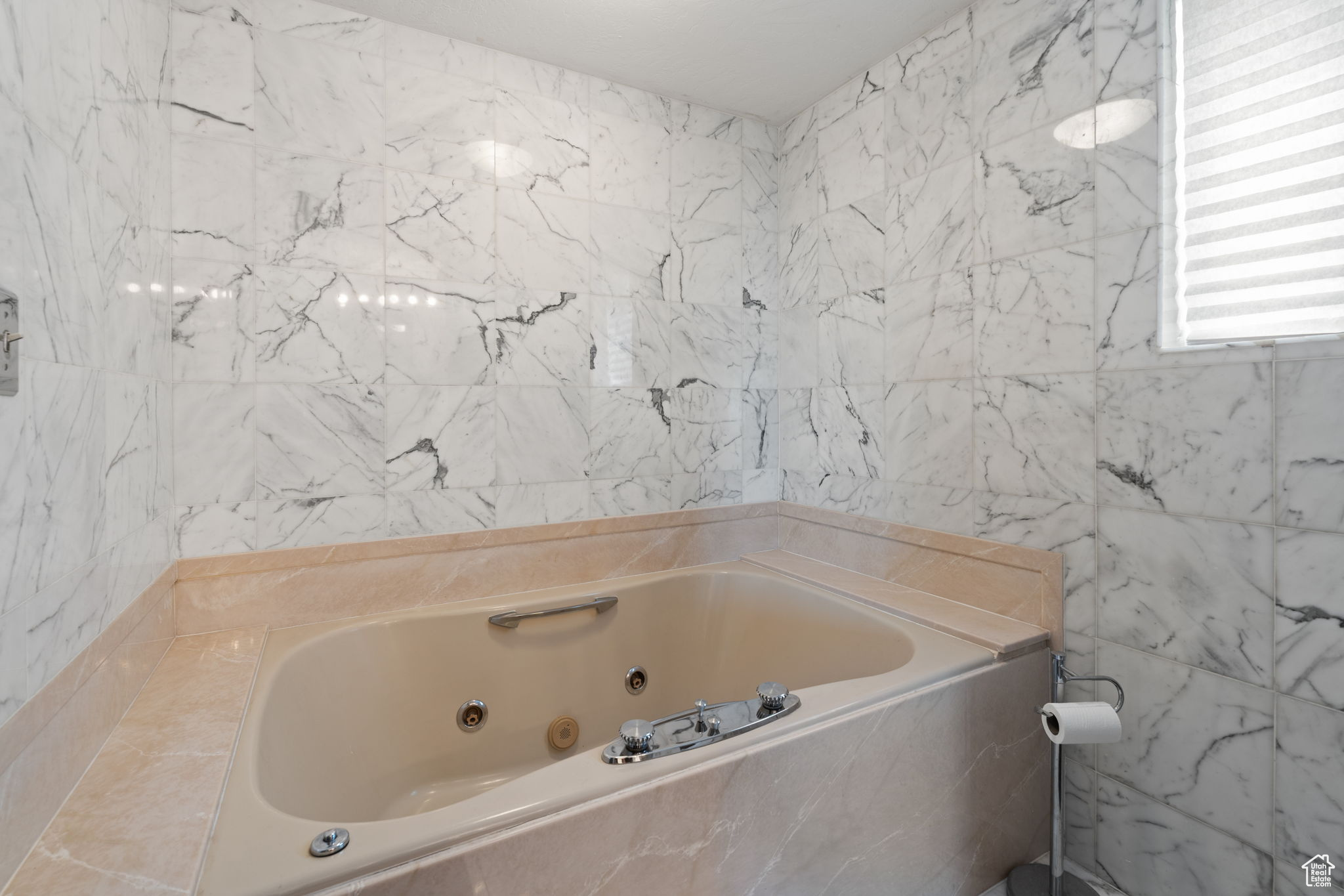 EASTOAKS - Residential