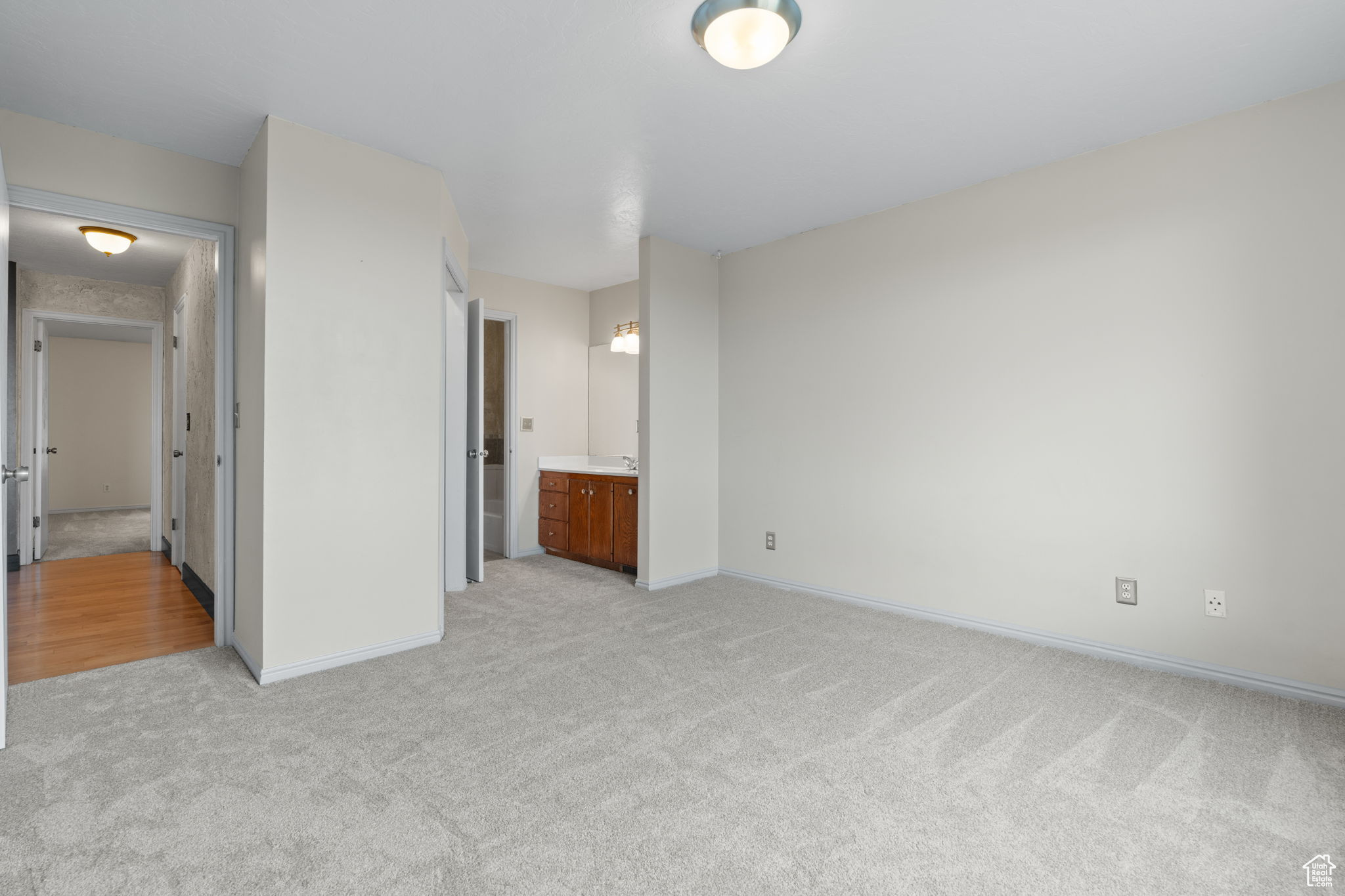 EASTOAKS - Residential