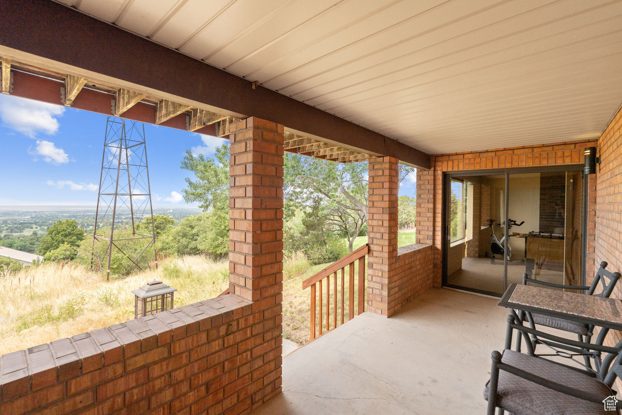 EASTOAKS - Residential