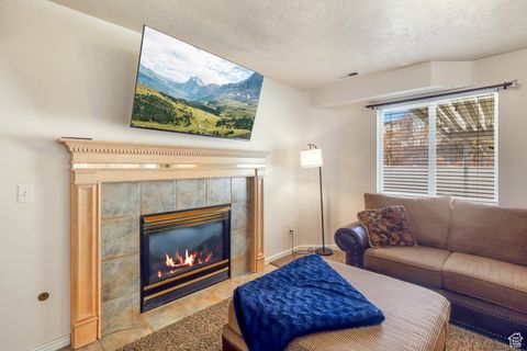 Tiny photo for 882 W 4150 S, Riverdale, UT 84405 (MLS # 2119144)