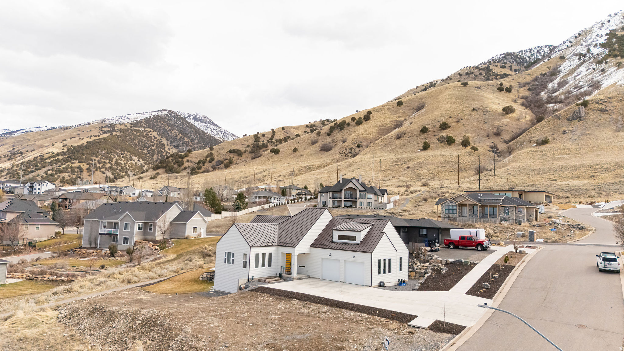 THE COMMUNITIES AT DEER CREST - Residential