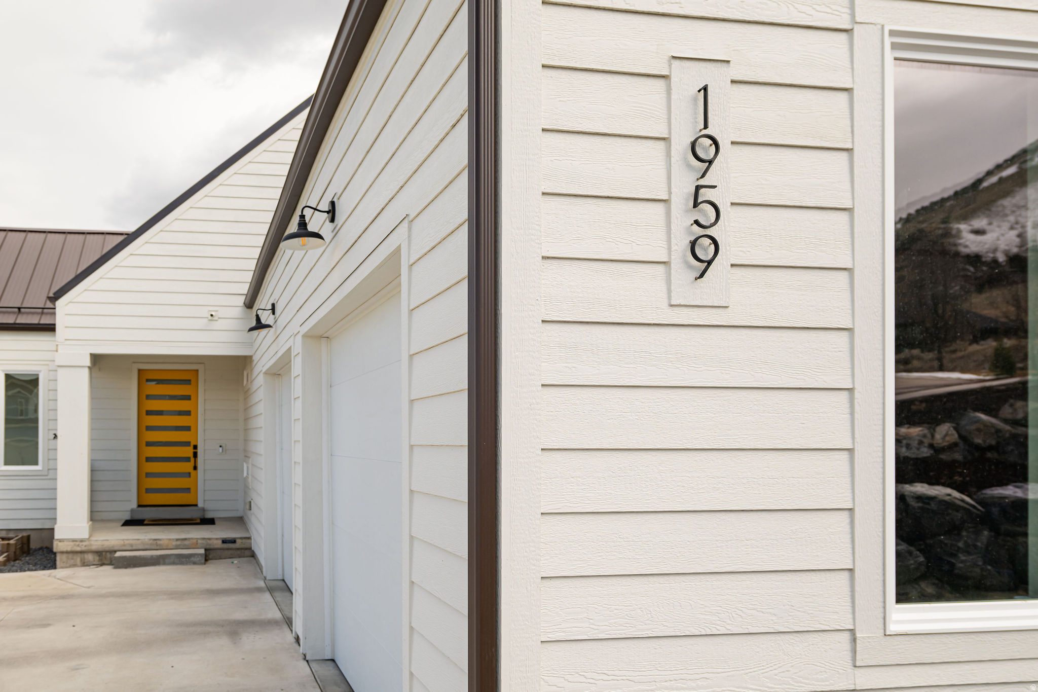 THE COMMUNITIES AT DEER CREST - Residential