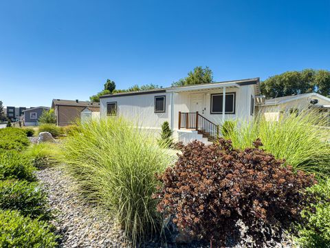 Tiny photo for 141 CUSHING WAY, Layton, UT 84041 (MLS # 2121063)