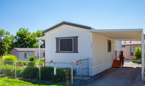 Tiny photo for 141 CUSHING WAY, Layton, UT 84041 (MLS # 2121063)