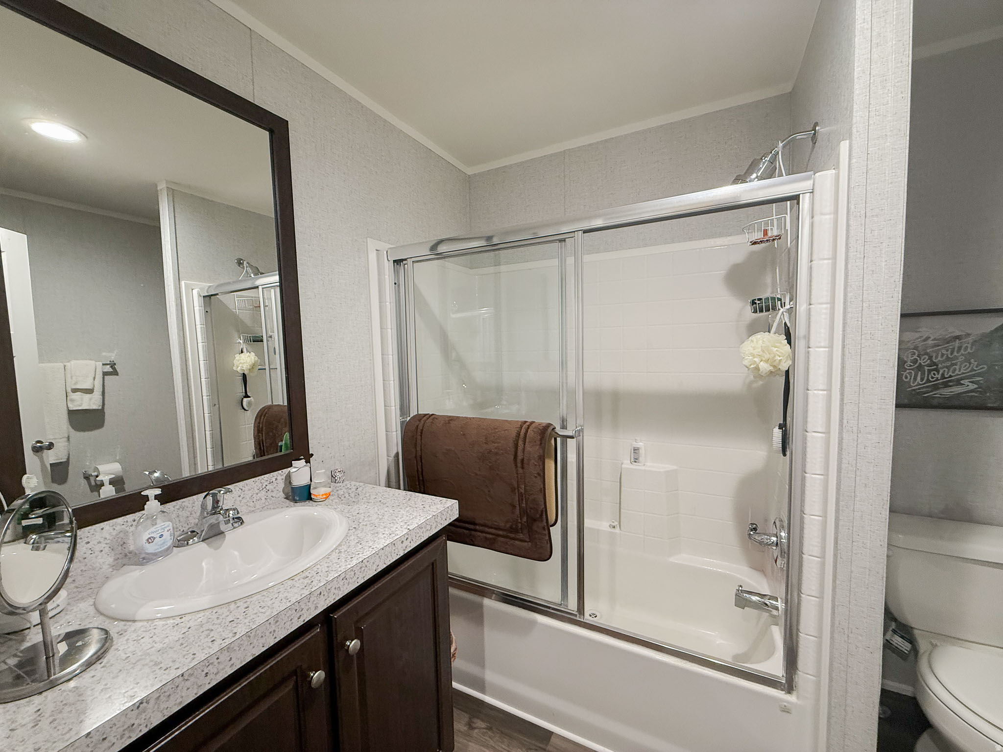 ROLLING HILLS - Residential