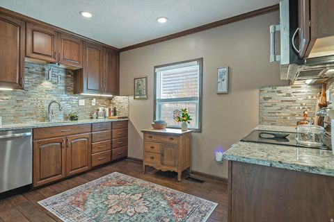Tiny photo for 332 N MAIN ST, North Salt Lake, UT 84054 (MLS # 2147315)