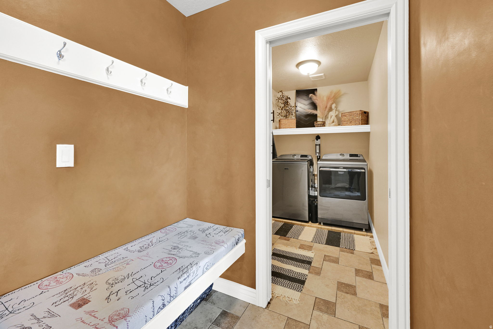 MILLER SPRINGS - Residential