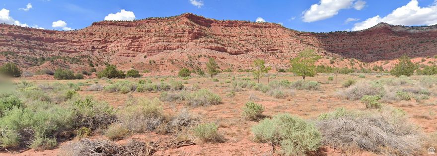 Build your dream home on this spacious .28-acre lot in the highly sought-after Golden Circle Estates Subdivision in Kanab, Utah. With unobstructed mountain views out back, this property offers the perfect blend of peace, beauty, and accessibility. Kanab is centrally located in the heart of the Southwest-right between ten of America's most breathtaking scenic wonders. Whether you love hiking, boating, photography, or backcountry adventure, this is the ultimate base camp. Centrally located near the Coral Pink Sand Dunes State Park, Glen Canyon & Lake Powell, Grand StaircaseEscalante National Monument, and Zion National Park, adventure is always at your doorstep