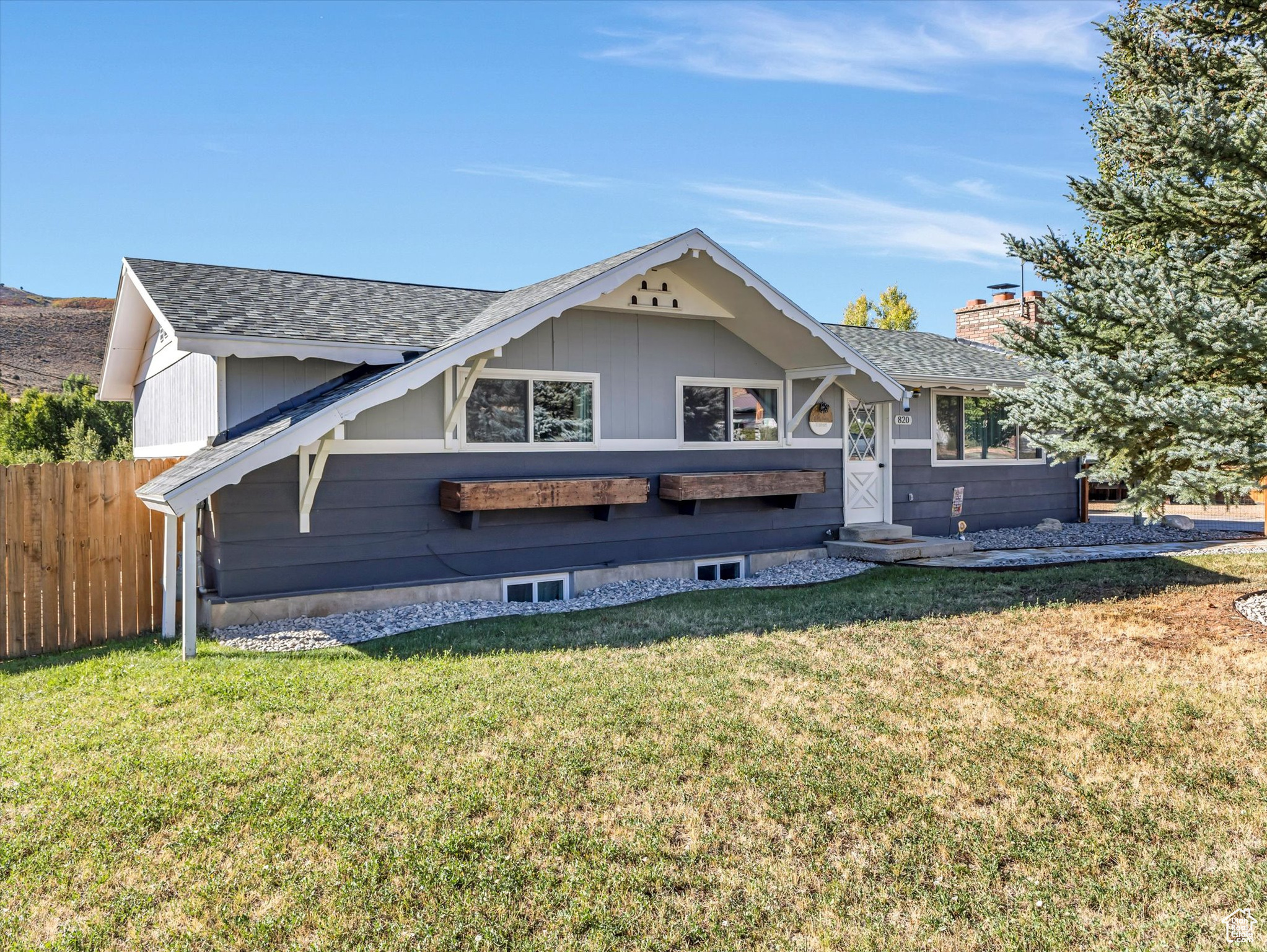 NORTH SUMMIT - Residential