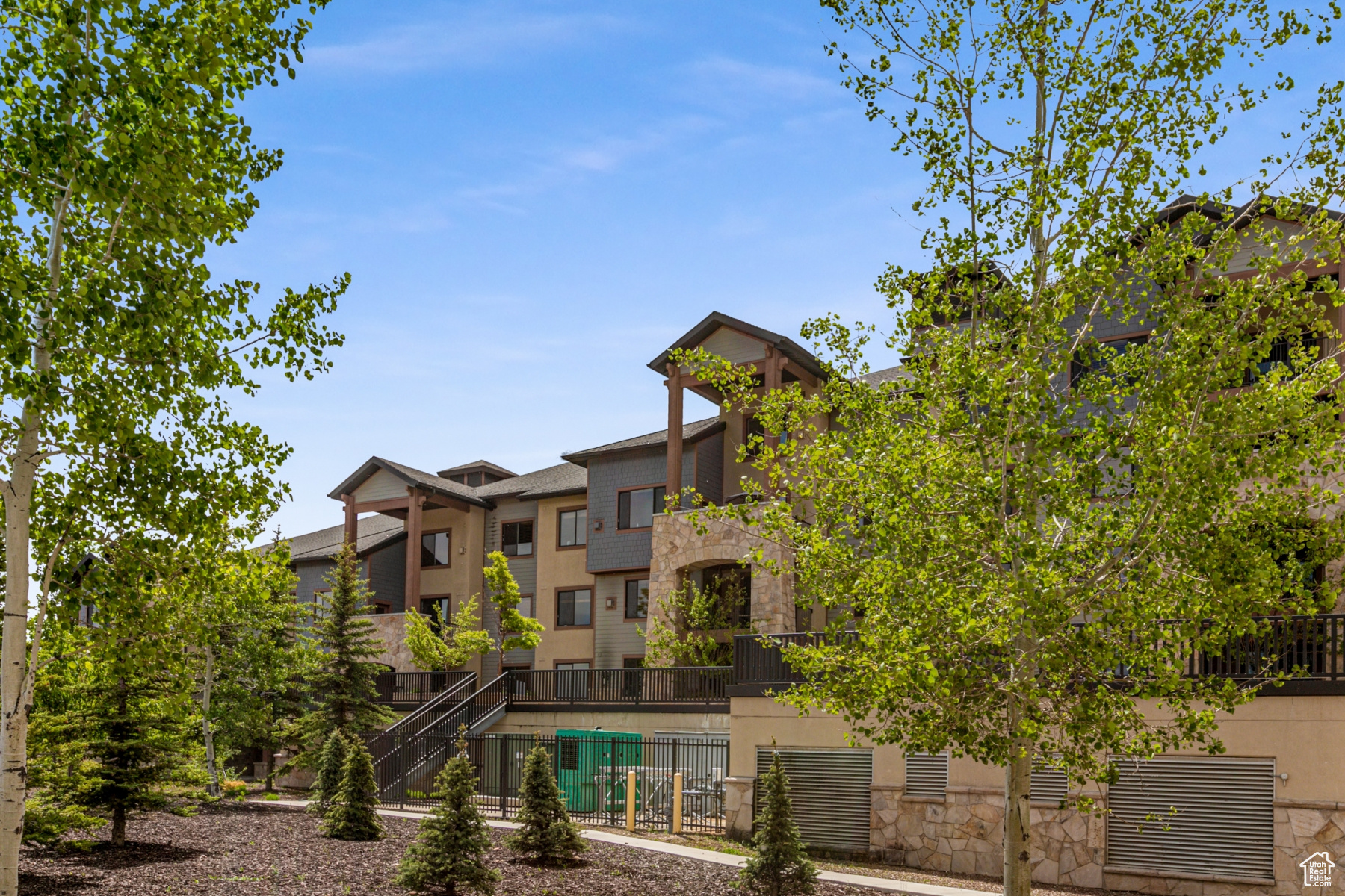 SILVERADO LODGE COND - Residential